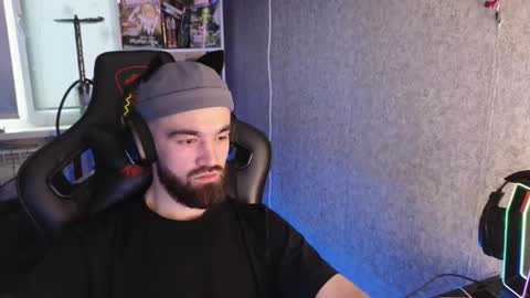 Ask me online show from 11-17-25, 01:06