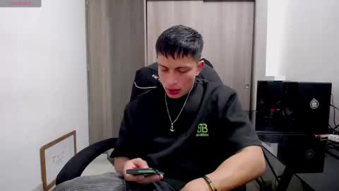 Juan Pablo-independent model online show from 01-21-25, 05:05