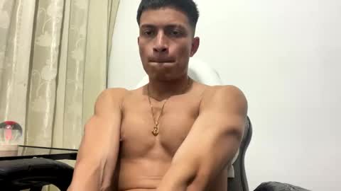 Juan Pablo-independent model online show from 02-03-25, 12:47