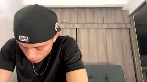 Juan Pablo-independent model online show from 10-07-25, 03:47