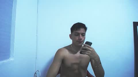 Juan Pablo-independent model online show from 12-17-25, 04:07