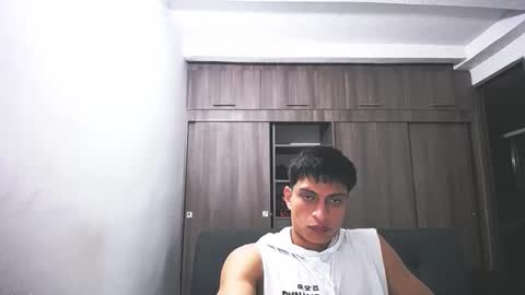 Juan Pablo-independent model online show from 04-06-26, 03:04