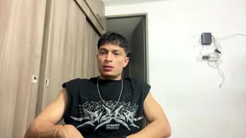 Juan Pablo-independent model online show from 06-14-26, 09:33