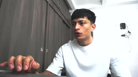 Juan Pablo-independent model online show from 07-26-26, 04:36