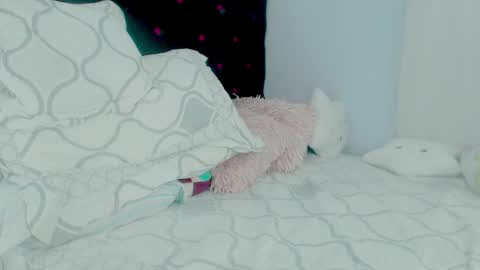 Alexa online show from 12-17-25, 03:51