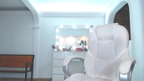 Sara online show from 12-10-24, 02:38