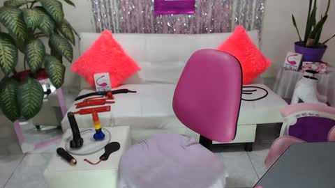 Snapshot of _sexypamela chatting on 01-31-25, 06:35 sexy pamela online show from 01-31-25, 06:35