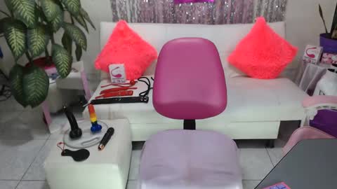 Snapshot of _sexypamela chatting on 03-04-25, 06:37 sexy pamela online show from 03-04-25, 06:37