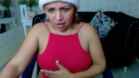 Snapshot of _sexyredhead_ chatting on 12-17-24, 03:39 KATA online show from 12-17-24, 03:39