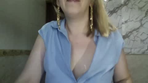 Snapshot of _sexyxsveta_ chatting on 07-26-26, 04:31 SexyXSveta online show from 07-26-26, 04:31