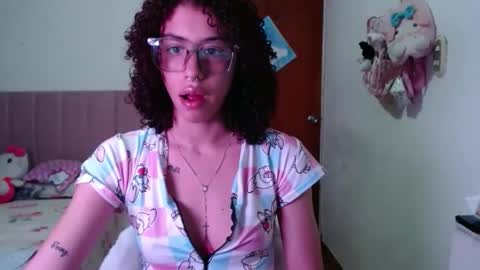 Snapshot of _shanellxxx chatting on 02-02-26, 11:03 _shanellxxx online show from 02-02-26, 11:03