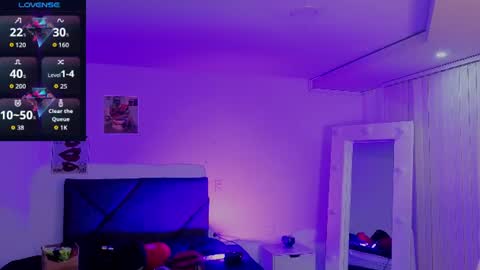 _sharlotte777 online show from 07-01-26, 02:18
