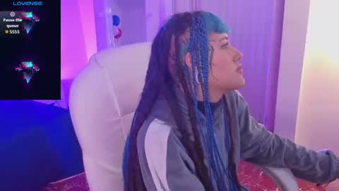 _sharlotte777 online show from 07-14-26, 01:06