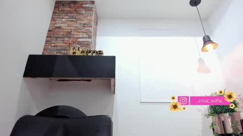 Snapshot of _sofia_cruz chatting on 03-11-25, 10:53 640 200 online show from 03-11-25, 10:53
