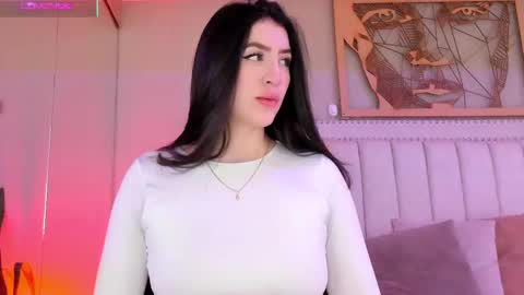 Snapshot of _sofia_cruz chatting on 10-08-25, 11:52 640 200 online show from 10-08-25, 11:52