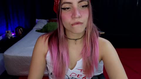 Snapshot of _sofiapink chatting on 12-01-24, 10:53 Sofia online show from 12-01-24, 10:53