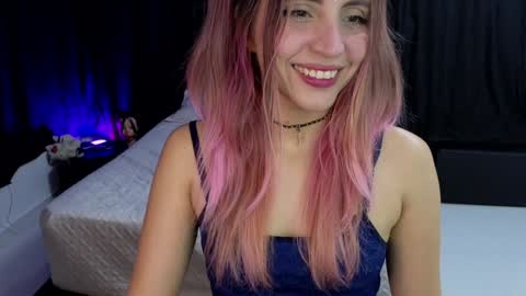 Snapshot of _sofiapink chatting on 12-12-24, 03:32 Sofia online show from 12-12-24, 03:32