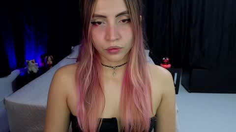 Snapshot of _sofiapink chatting on 12-14-24, 02:34 Sofia online show from 12-14-24, 02:34