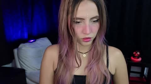 Snapshot of _sofiapink chatting on 12-21-24, 10:40 Sofia online show from 12-21-24, 10:40