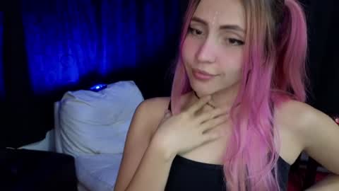 Snapshot of _sofiapink chatting on 01-13-25, 02:39 Sofia online show from 01-13-25, 02:39