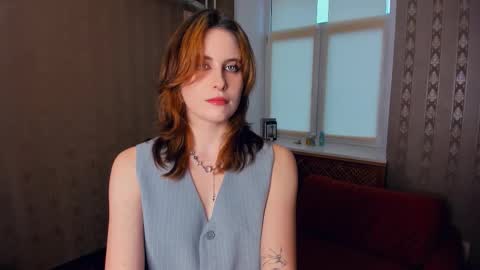 Snapshot of _some_howhere_ chatting on 11-04-25, 09:19 Liz online show from 11-04-25, 09:19