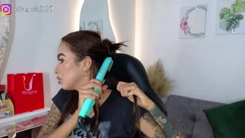 Snapshot of _sophiebrown__ chatting on 01-13-25, 01:02 Andrea The Next Stream Wednesday online show from 01-13-25, 01:02