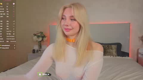 Snapshot of _sophielov chatting on 09-10-25, 07:58 Sophie online show from 09-10-25, 07:58