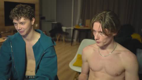 Snapshot of _sopranos_ chatting on 01-28-25, 04:08 OLIVERpvt is open online show from 01-28-25, 04:08