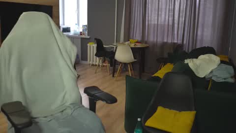 Snapshot of _sopranos_ chatting on 03-11-25, 12:39 OLIVERpvt is open online show from 03-11-25, 12:39
