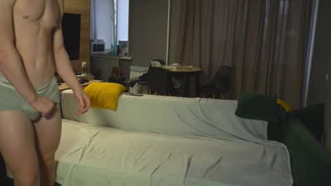 Snapshot of _sopranos_ chatting on 10-13-25, 03:06 OLIVERpvt is open online show from 10-13-25, 03:06