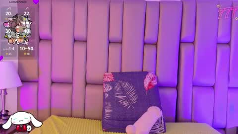 V E N U S online show from 04-08-26, 12:16