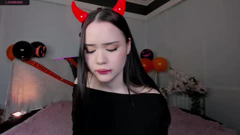 Brittany online show from 10-31-25, 09:05