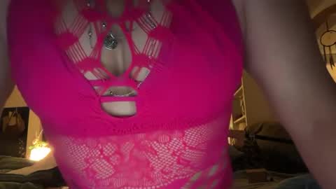 _ssandks_ online show from 07-27-26, 06:53