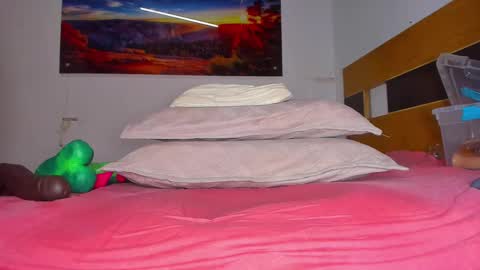 susy online show from 03-12-25, 06:00