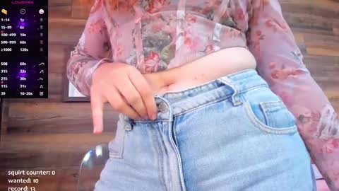 Snapshot of _sugarr3d chatting on 10-28-25, 12:41 _sugarr3d online show from 10-28-25, 12:41