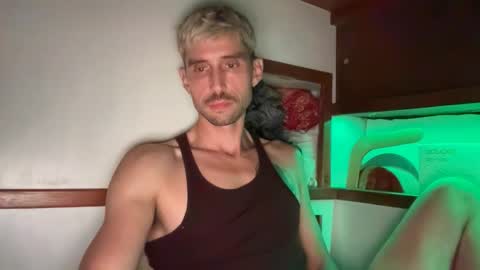 Snapshot of _sweet_drew_ chatting on 03-30-26, 03:18 _sweet_drew_ online show from 03-30-26, 03:18