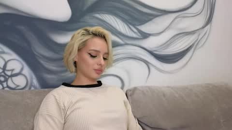 Snapshot of _sweet_gir1 chatting on 12-02-25, 02:12 _sweet_gir1 online show from 12-02-25, 02:12