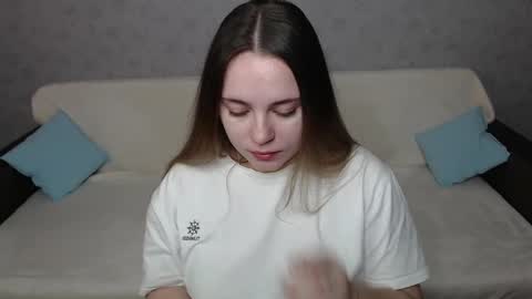 Snapshot of _sweet_lana_ chatting on 01-14-25, 08:31 Lana online show from 01-14-25, 08:31
