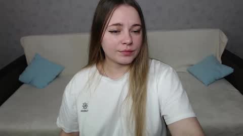 Snapshot of _sweet_lana_ chatting on 01-21-25, 12:18 Lana online show from 01-21-25, 12:18