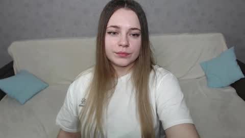 Snapshot of _sweet_lana_ chatting on 01-31-25, 01:56 Lana online show from 01-31-25, 01:56