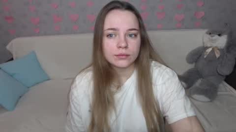 Snapshot of _sweet_lana_ chatting on 02-16-25, 07:04 Lana online show from 02-16-25, 07:04