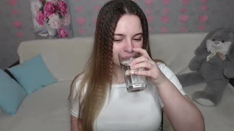 Snapshot of _sweet_lana_ chatting on 02-22-25, 11:02 Lana online show from 02-22-25, 11:02