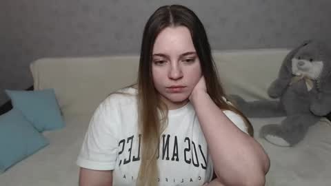 Snapshot of _sweet_lana_ chatting on 03-06-25, 01:14 Lana online show from 03-06-25, 01:14