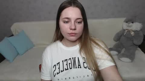 Snapshot of _sweet_lana_ chatting on 03-07-25, 12:23 Lana online show from 03-07-25, 12:23