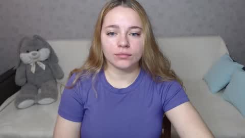 Snapshot of _sweet_lana_ chatting on 09-10-25, 05:18 Lana online show from 09-10-25, 05:18