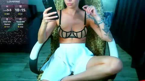Milana   welcome to my world  online show from 06-18-26, 09:14