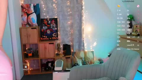 Dasha  online show from 05-13-26, 05:32
