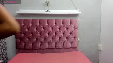 Snapshot of _sweettcandy_ chatting on 12-04-24, 11:41 _sweettcandy_ online show from 12-04-24, 11:41