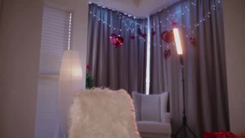 Snapshot of _teasecake_ chatting on 03-02-26, 07:15 Annie online show from 03-02-26, 07:15