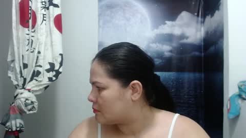 Snapshot of _thamaraa_ chatting on 04-10-26, 01:11 Tamara online show from 04-10-26, 01:11